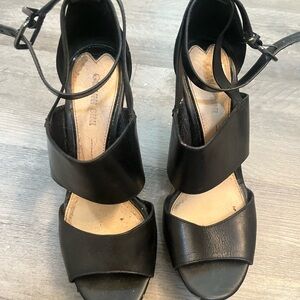 Chic Black Women's Sandals